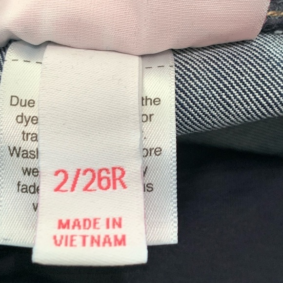 Ingrid & Isabel Maternity |Size 2/26R| Skinny Entubado Jeans w/ Crossover Panel - Picture 8 of 10